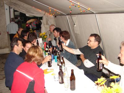Flurwegler beim Feiern